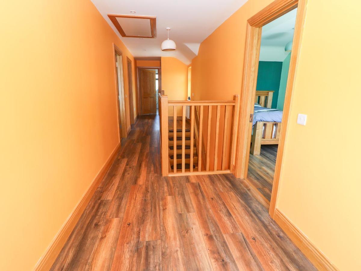 Lack Cottage ทราลี ภายนอก รูปภาพ